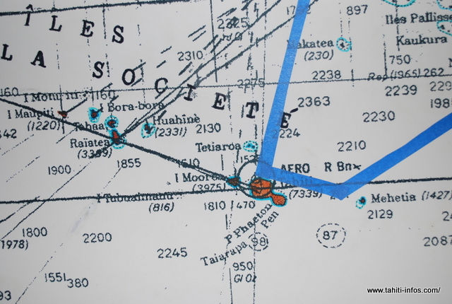Voyage en pirogue traditionnelle : au fil des étoiles et des oiseaux