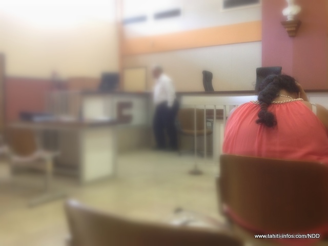 Il est jugé pour agression sexuelle, elle lui dit "Je t'aime"