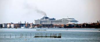 Les bateaux de croisière, des géants des mers bien polluants... pour l'air