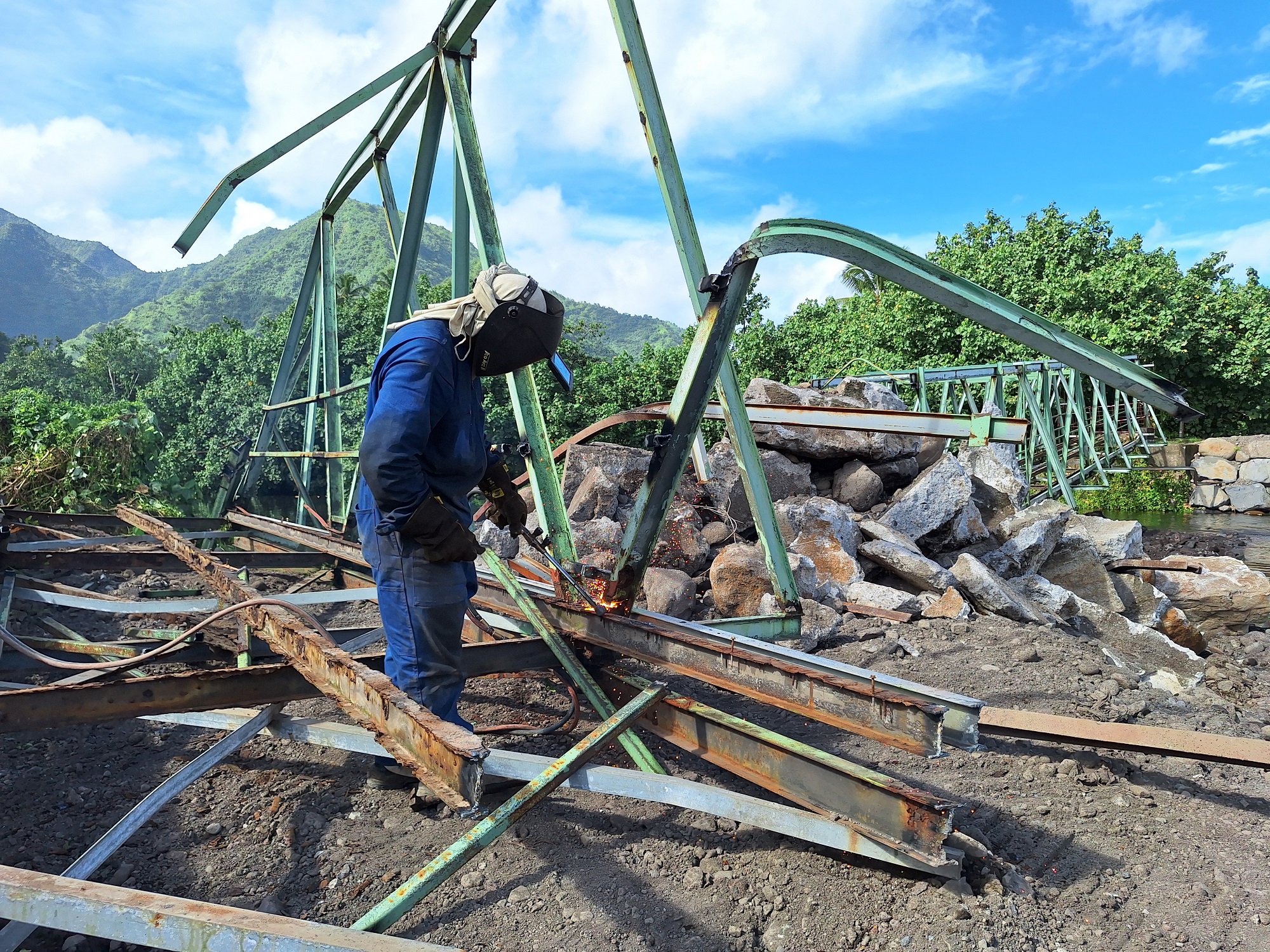 Les travaux devraient s’achever ce mercredi (Crédit : Anne-Charlotte Lehartel).