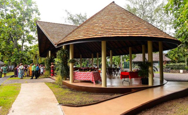 Le nouveau fare pote'e pourrait servir aux artisans de la commune durant les travaux du fare artisanat.