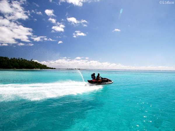 Vol d’un jet-ski à Moorea : les clés étaient sur l'engin