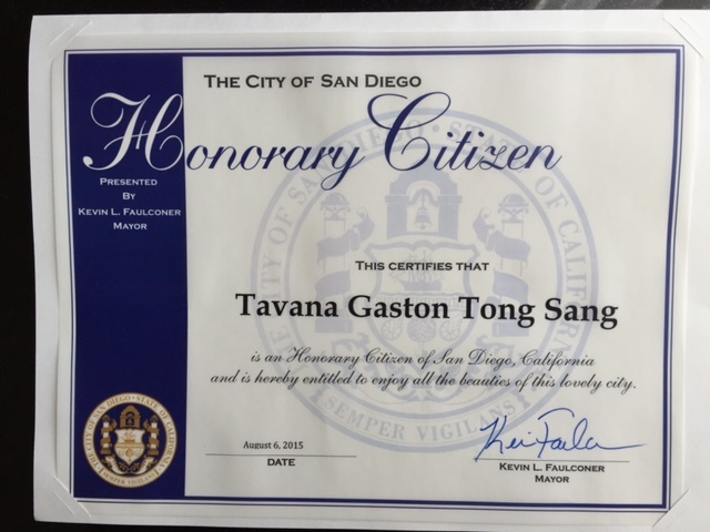 Le maire de San Diego, M. Kevin FAULCONER, a remis un titre honorifique au maire de Bora Bora, M. Gaston TONG SANG.
