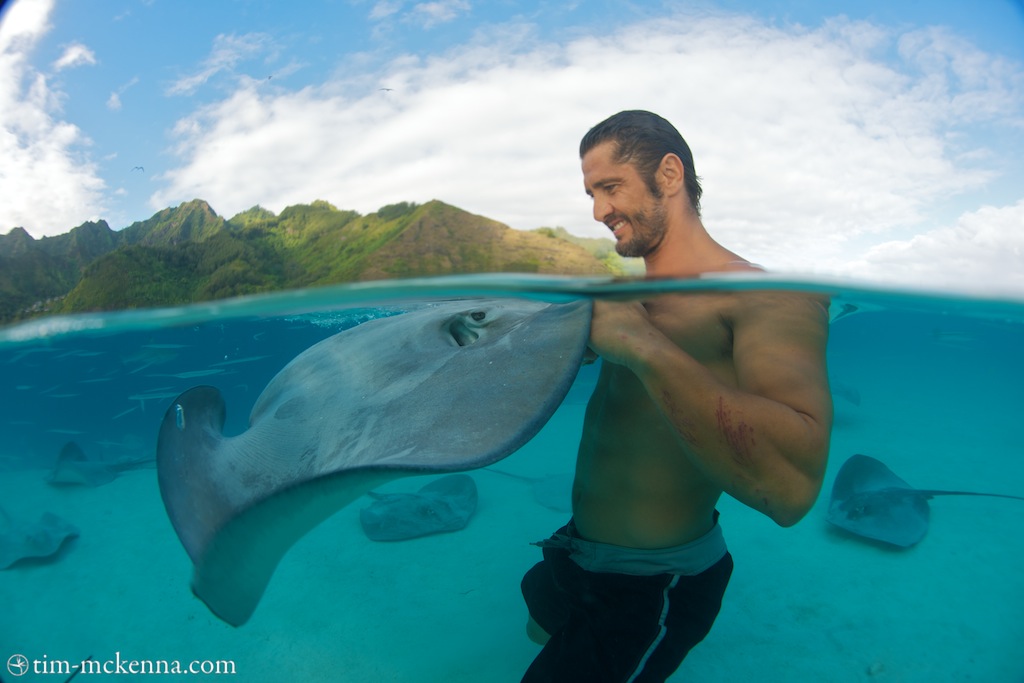 "je pense que lorsqu'on aime la mer, le plus bel endroit au monde pour ça, c'est la Polynésie."