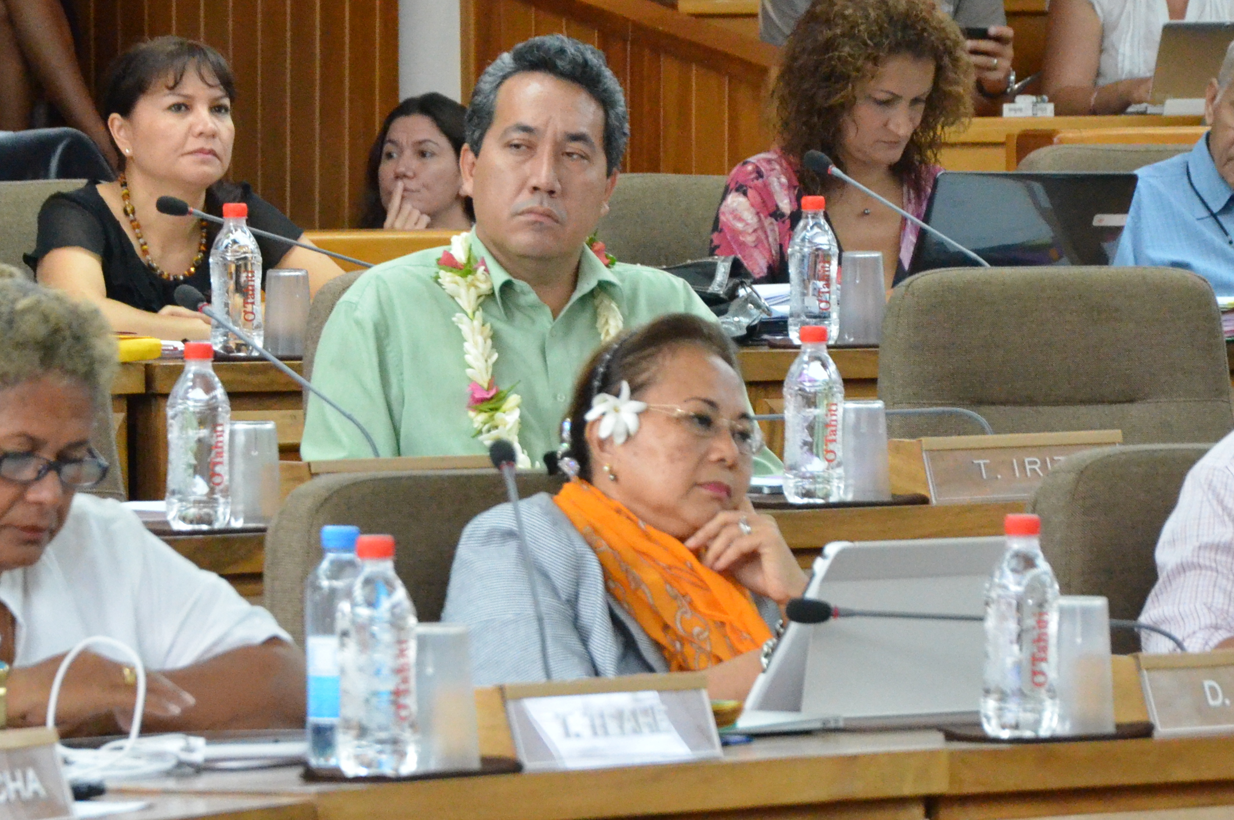 A l'assemblée, la commission de l’Economie doit être réunie le 19 août, à la demande de Marcel Tuihani, pour rendre un avis sur le projet de création d’une commission chargée d’enquêter sur des réformes encore à l’étude.