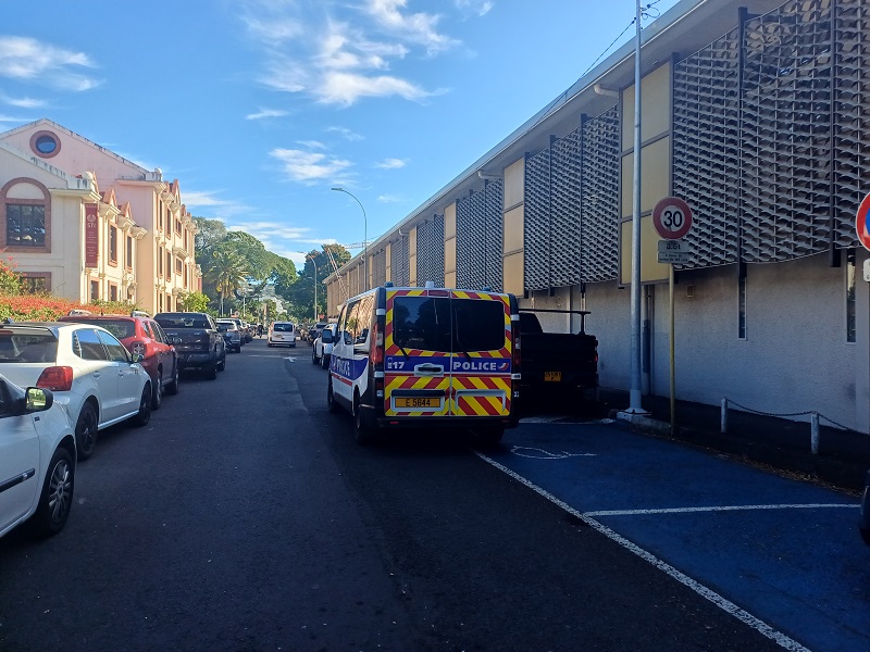 Jugé pour vol avec violence, un schizophrène déclaré pénalement irresponsable