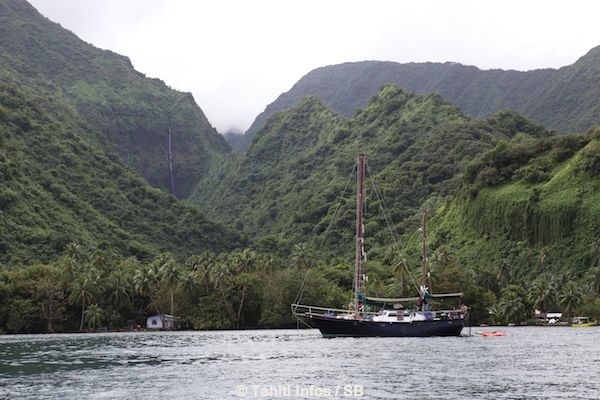 Teahupo’o : Derrière la vague, des hommes, une nature et une culture à préserver.