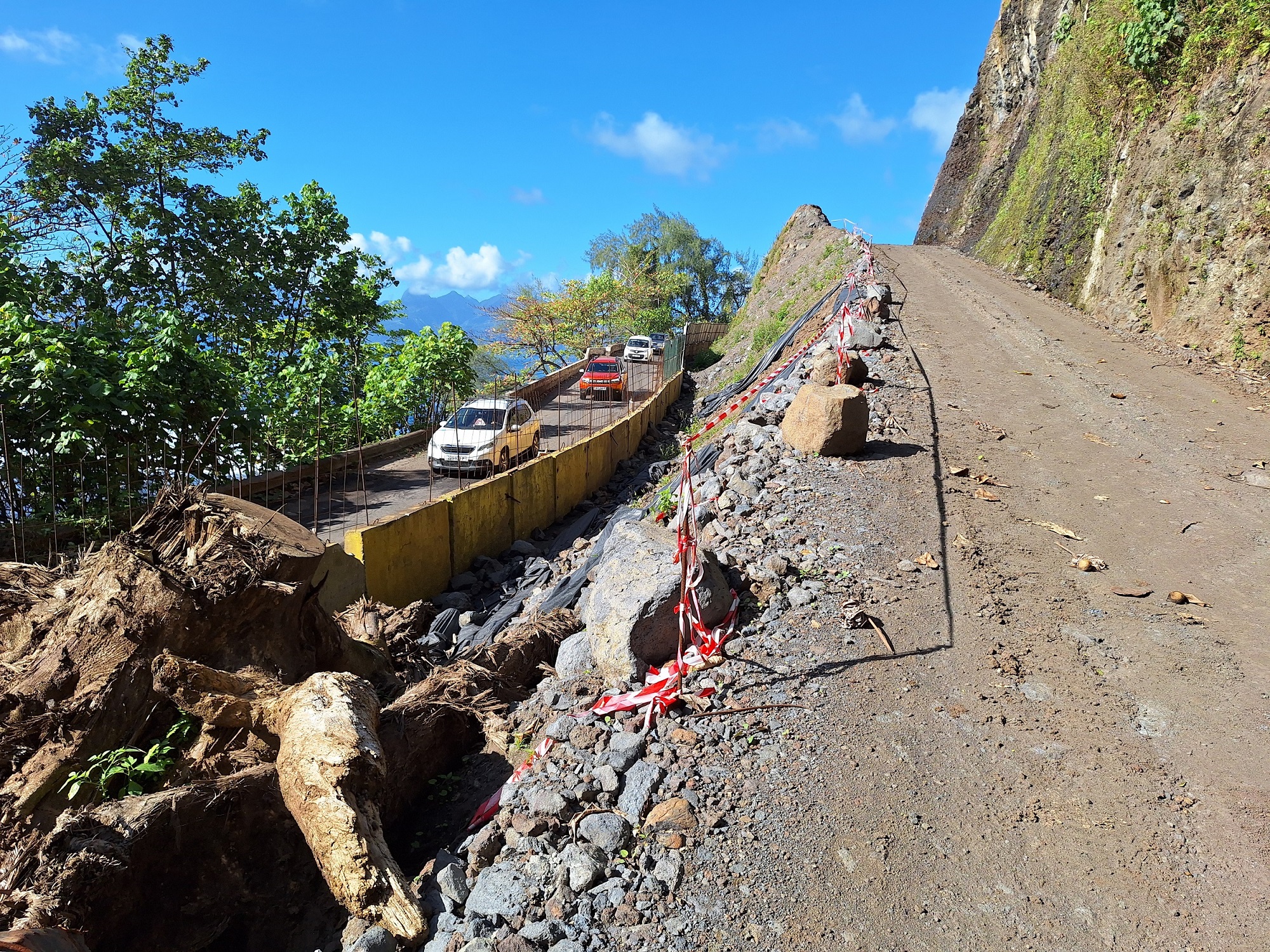 Pour l’heure, la circulation alternée reste de mise.
