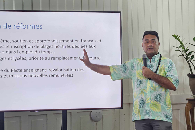 Le ministre de l'Éducation, Ronny Teriipaia, a dévoilé ce jeudi, la veille de sa mise en examen pour provocation à la haine raciale, sa traditionnelle lettre de rentrée. Crédit photo : Archives TI.