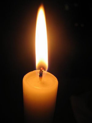 Ce jeudi à 20 heures à l'occasion de la journée internationale de prévention du suicide,  allumer une bougie en mémoire des suicidés et suicidants de l’année.