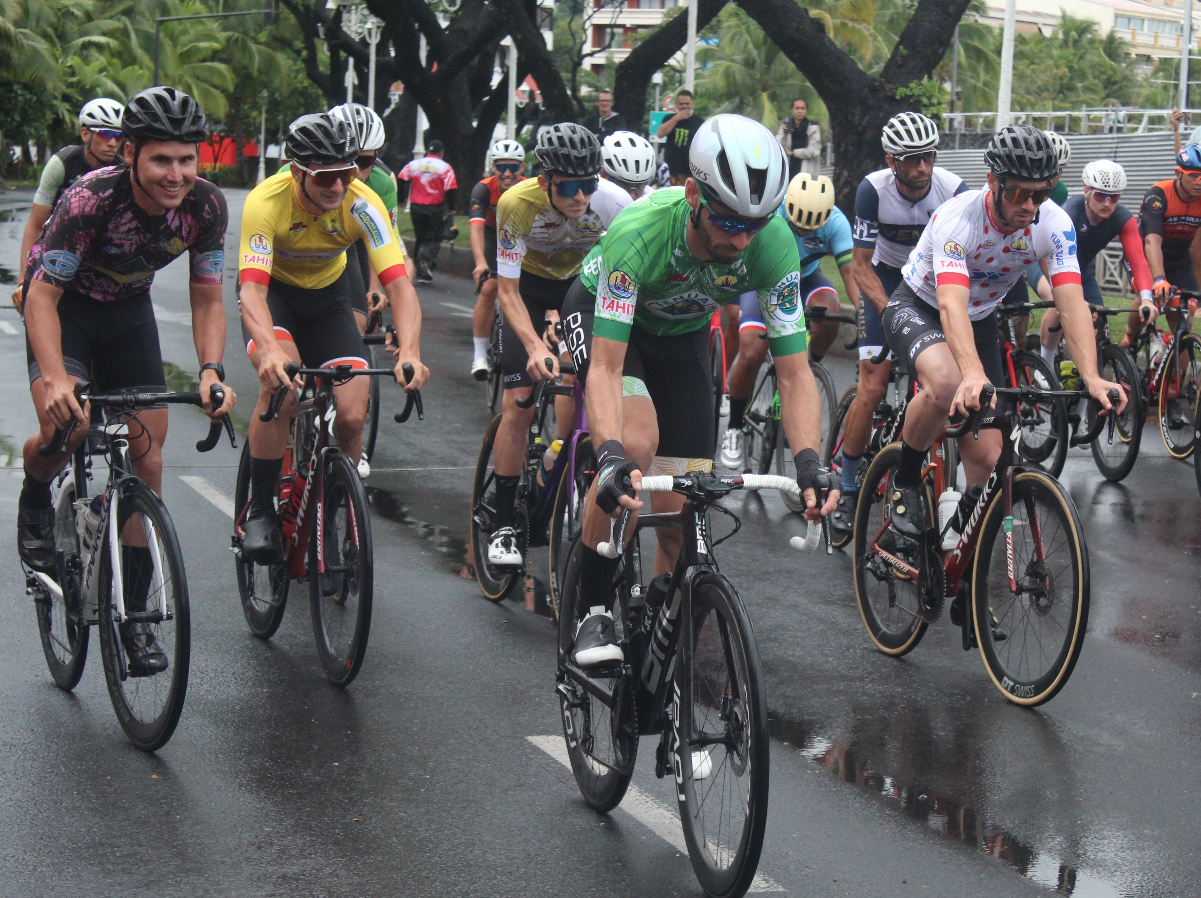 Le Tour Tahiti Nui 2023 avait été indécis, Rayann Lacheny (en jaune) finissant par l’emporter. Il visera le doublé cette année.