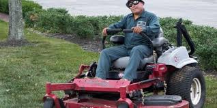 Un Suédois arrêté pour conduite de tondeuse en état d'ivresse