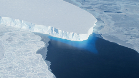 Brûler tous les hydrocarbures et le charbon ferait fondre toutes les glaces antarctiques