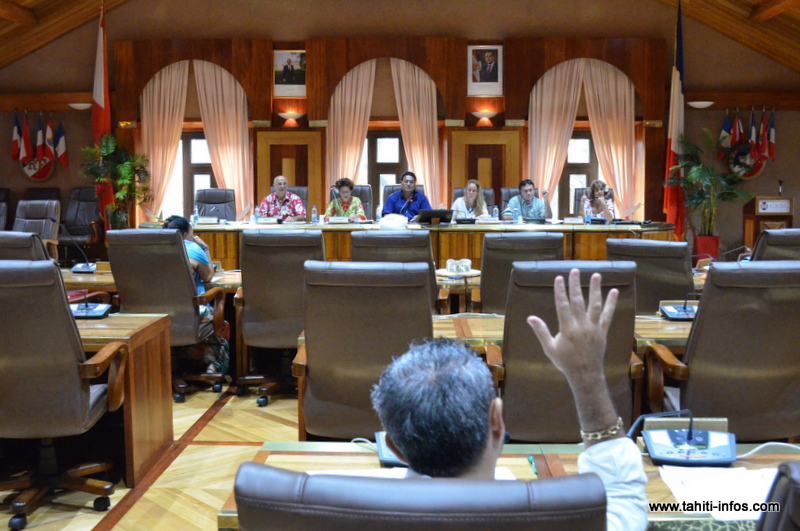 Par mesure d’équité, le CESC demande au Pays de compenser le manque à gagner de la CPS en réglant l’ardoise de 800 millions par le biais d'une "compensation financière exceptionnelle" de la collectivité.