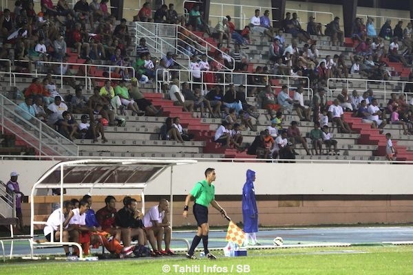 Le championnat de football de Ligue 1 a débuté à la mi septembre