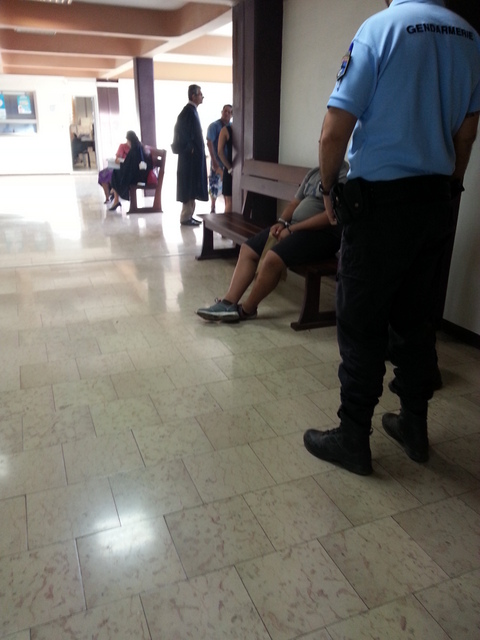 Un jeune de 20 ans tabassé par deux individus après la marche blanche contre la violence