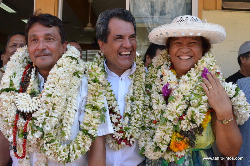 Nuihau Laurey et Lana Tetuanui après l’annonce de leur élection, à l’issue du premier tour des sénatoriales partielles, le 3 mai dernier. Les deux candidats étaient officiellement soutenus par Edouard Fritch et se présentaient sur une liste concurrente de celle validée par le Tahoera'a.