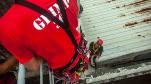 Leur corpulence empêchait leur évacuation: les pompiers de l'Isère ont recours à une tyrolienne