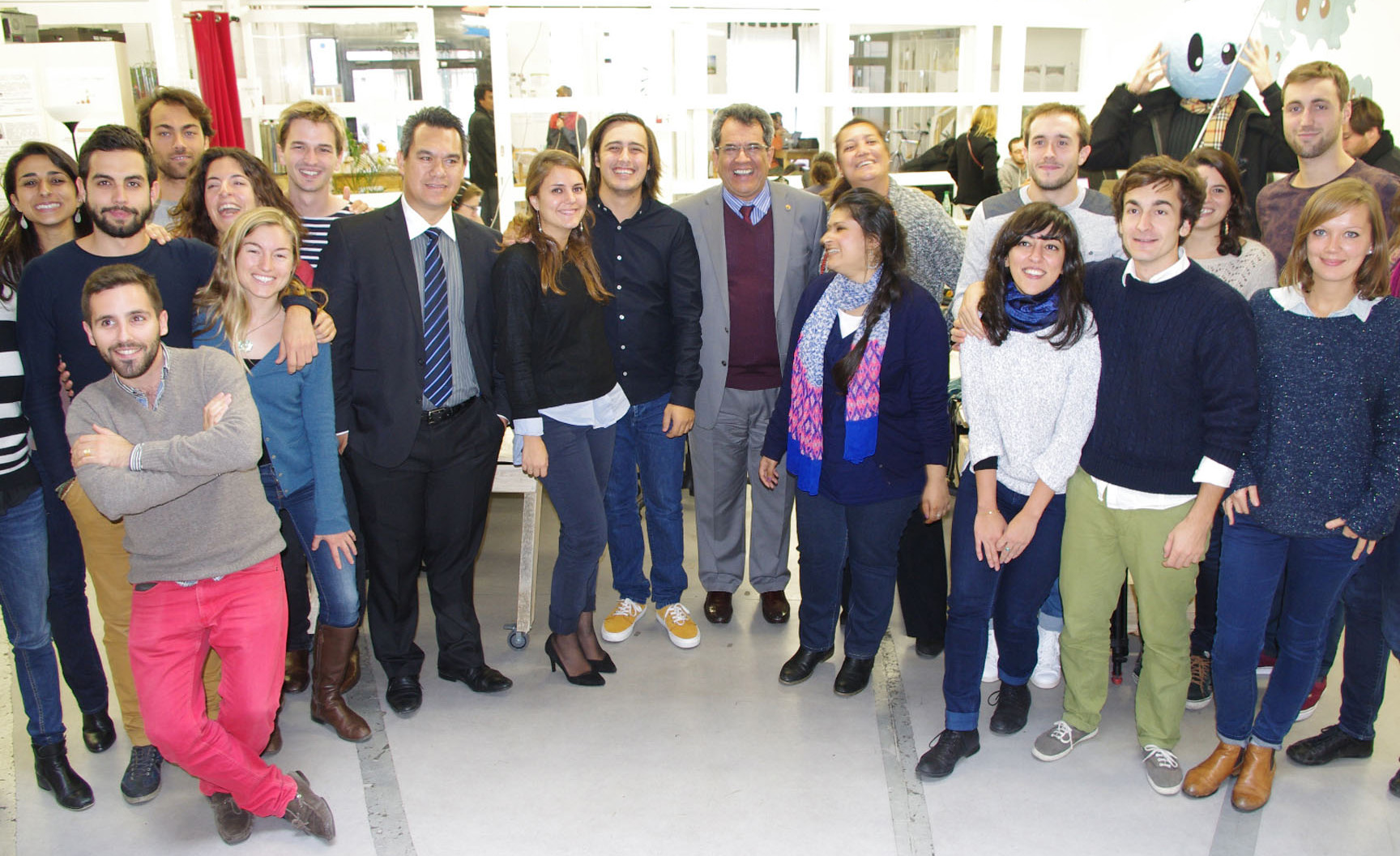 Économie sociale et solidaire : Édouard Fritch visite l’incubateur de Make Sense