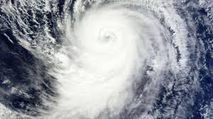 L'ouragan Olaf se renforce dans le Pacifique, se rapproche de Hawaï