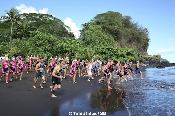 Le départ du trathlon a été donné dans le cadre enchanteur de Tiarei
