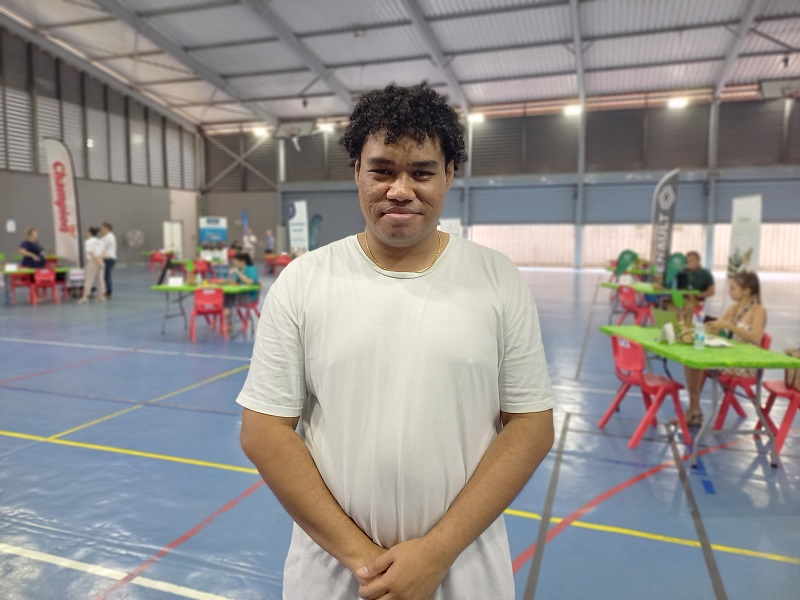 Teheiva Lucas, gestionnaire des stages pour le Centre d’orientation, des stages et de l’insertion professionnelle (Cosip).