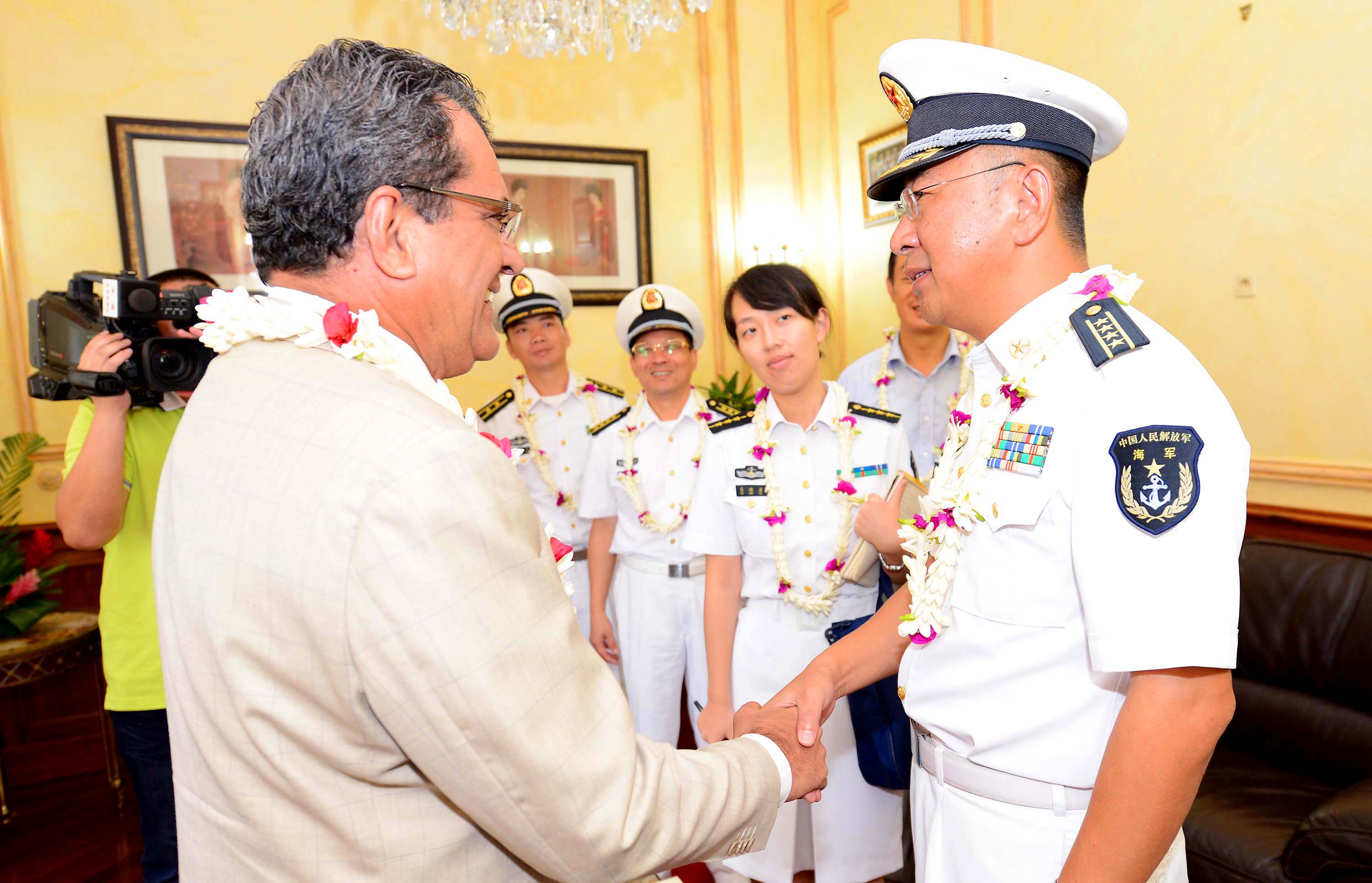 Le commandant du navire "Arche de la Paix" reçu à la Présidence