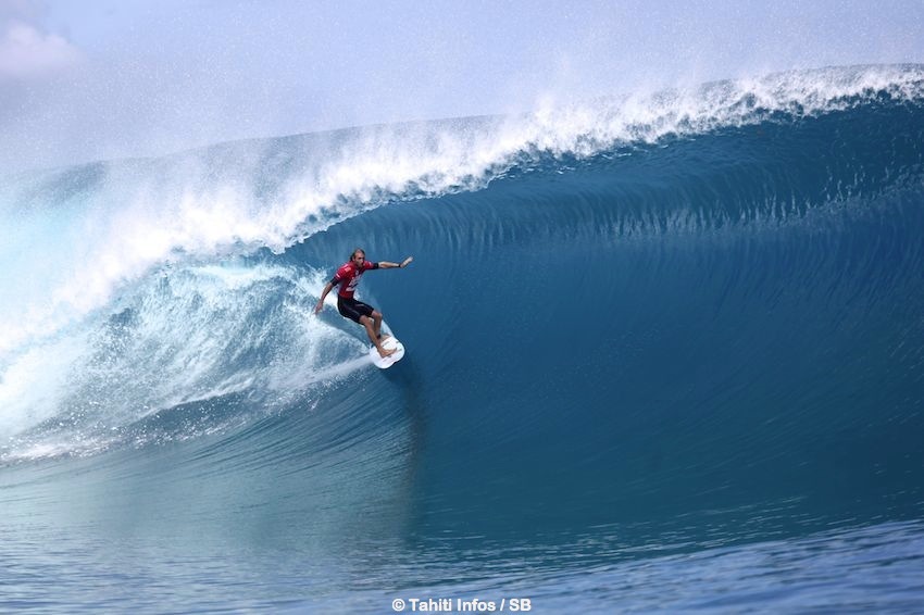 Le surf, représente un potentiel économique certain. (Owen Wright en 2014)