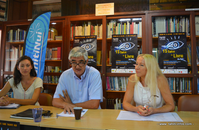 Une partie des organisateurs du salon du livre en conférence de presse hier matin à la Maison de la culture. De gauche à droite, Lucile Bambridge, Christian Robert et Mylène Raveino.