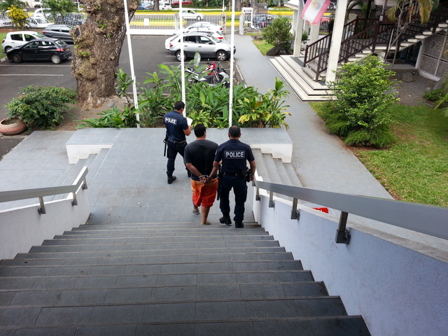 Celui-là comparaissait libre, il n'a pas échappé au mandat de dépôt requis ce jeudi après-midi par le procureur de la République.