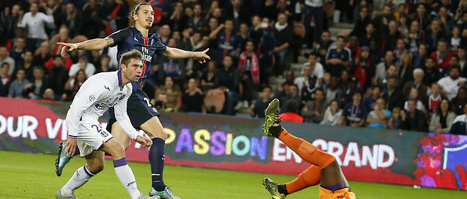 Le Paris SG, à défaut d'être venu à bout du Real Madrid en Ligue des Champions, a une fois encore fait la preuve de sa suprématie nationale en asphyxiant avec application Toulouse (5-0).