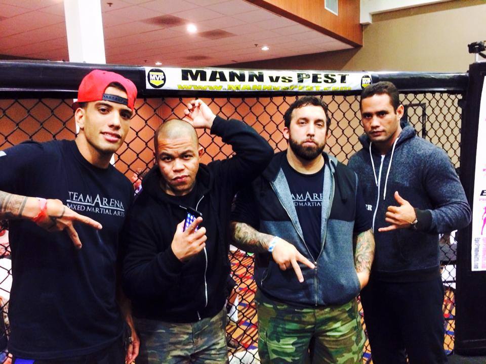 Here Dudes, Vince Salvador, Charles Martinez et Tamahau Mc Comb