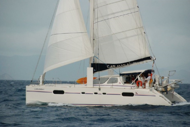 Fausse alerte : le catamaran Caramba et ses occupants sont sains et saufs aux Tuamotu