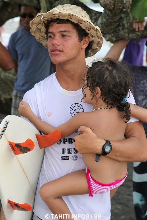 Il est depuis quelques années à l'étranger pour vivre son rêve mais son cœur est à Tahiti
