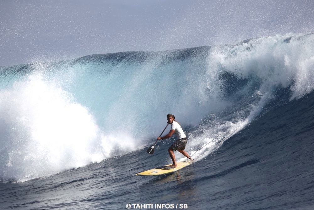 Caio Vaz, le Brésilien est le nouveau n°1 de la discipline, ici à Tahiti lors de la Sapinus Pro 2015
