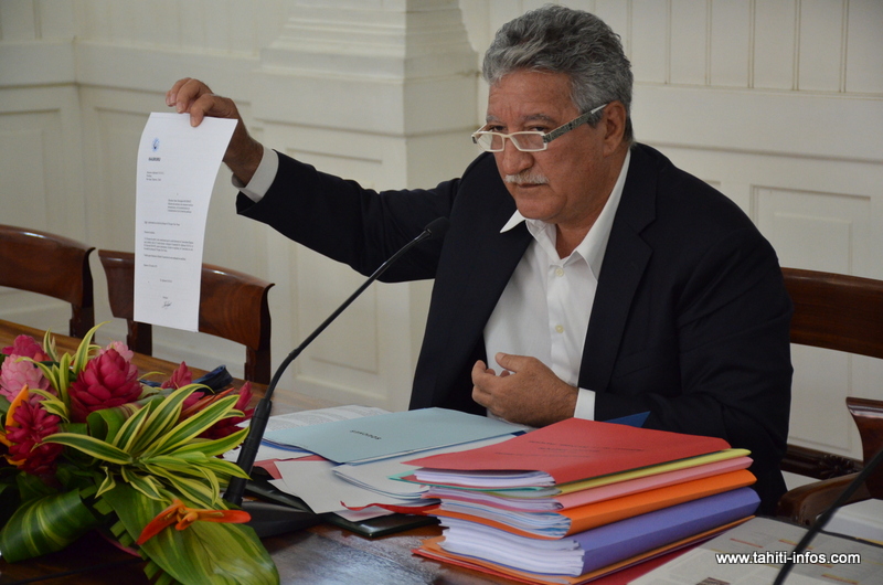 Jean-Christophe Bouissou, mercredi lors de l’annonce du soutien par les associations de protection de la vallée de Papenoo du projet Ecopac circonscrit à des aménagements dans la basse vallée.