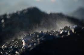 Un gouverneur russe offre des tonnes de charbon à ceux qui perdent du poids