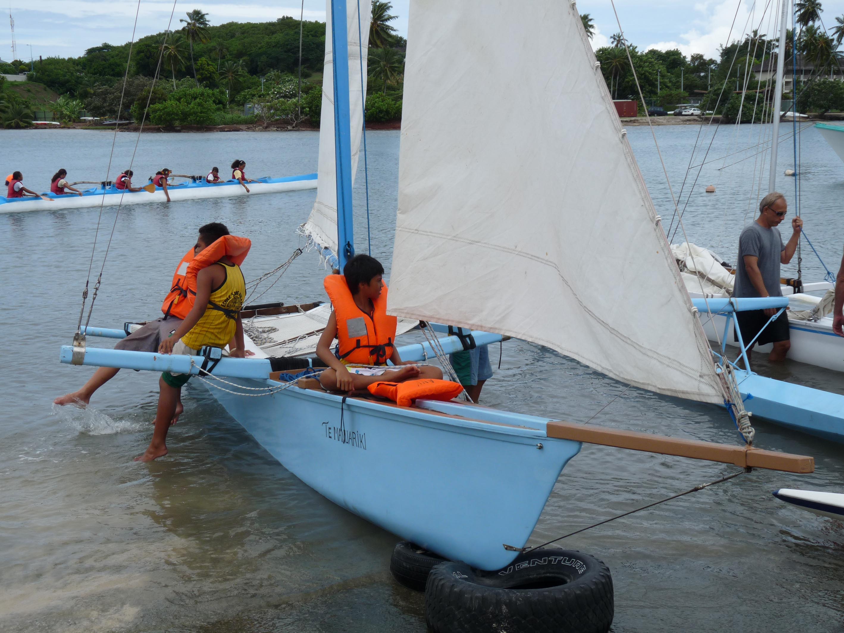 Des activités traditionnelles, comme la pirogue à voile, seront proposées au public.