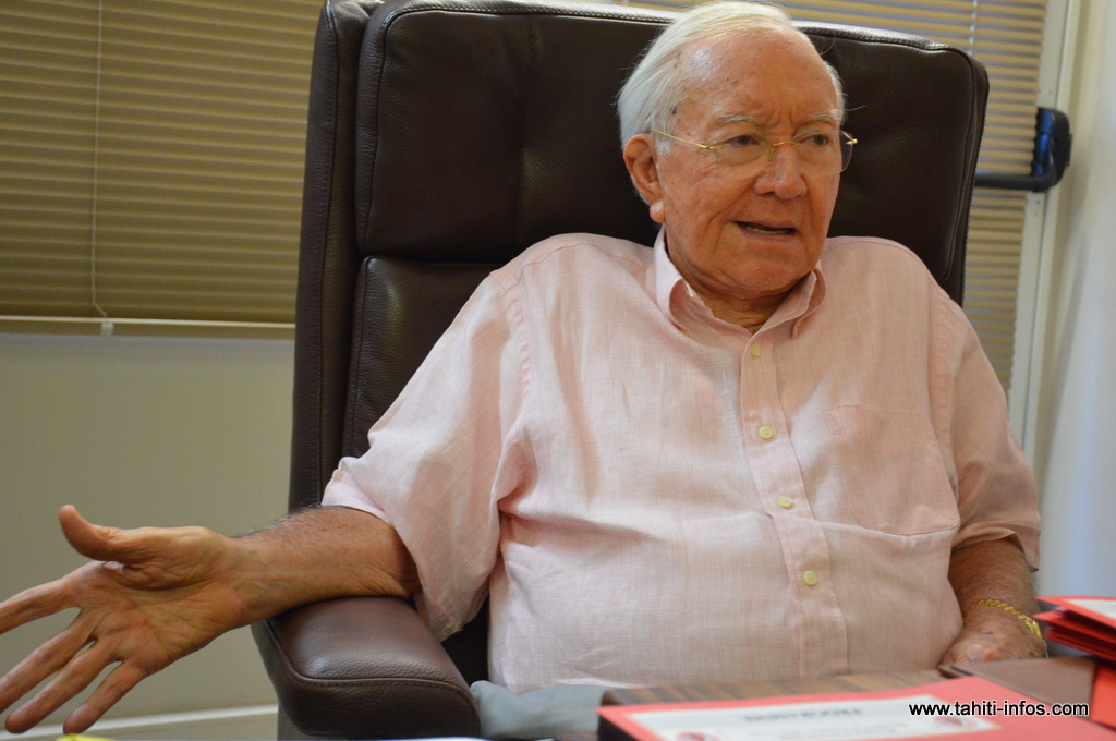 Pour le 19e congrès du Tahoera'a, Gaston Flosse pense pouvoir réunir "au moins le double" de militants qu'Edouard Fritch lors de son meeting du 19 septembre dernier.