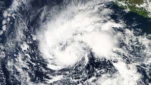 Un ouragan tardif de catégorie 3 se dirige vers le Mexique, dans le Pacifique