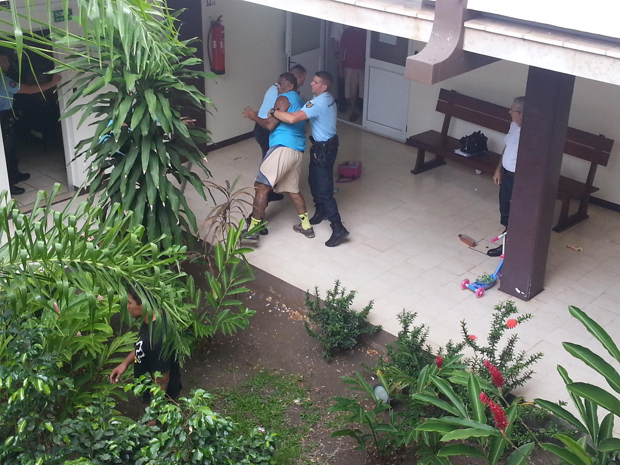 Grosse bagarre au palais de justice de Papeete