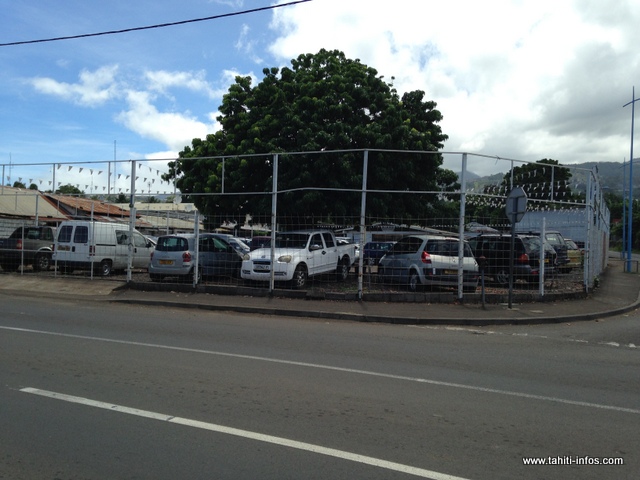 La vente aux enchères démarrera à partir de 8 heures, samedi matin. Une visite sera programmée, la veille.