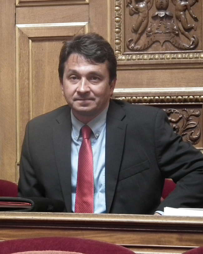 Nuihau Laurey devrait défendre ce jeudi au Sénat son amendement pour garder intacte l'enveloppe de la dotation globale d'autonomie de la Polynésie française quitte à diminuer du même montant l'enveloppe 2016 du Contrat de projets Etat/Pays.