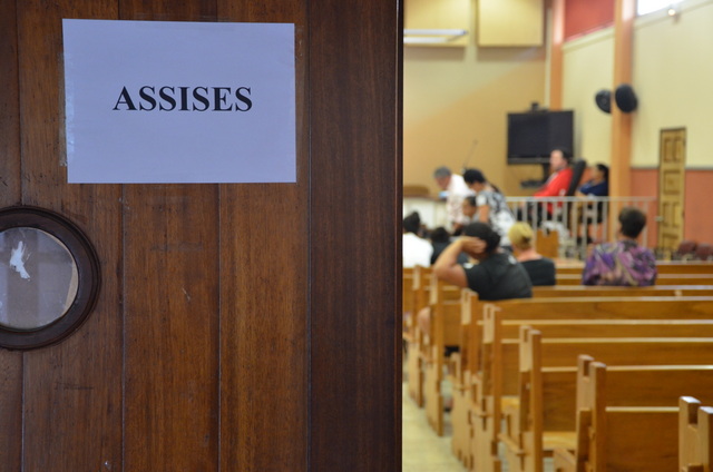 Huahine : Assommé à coup de bocal en verre au visage, il meurt la carotide tranchée (Màj)