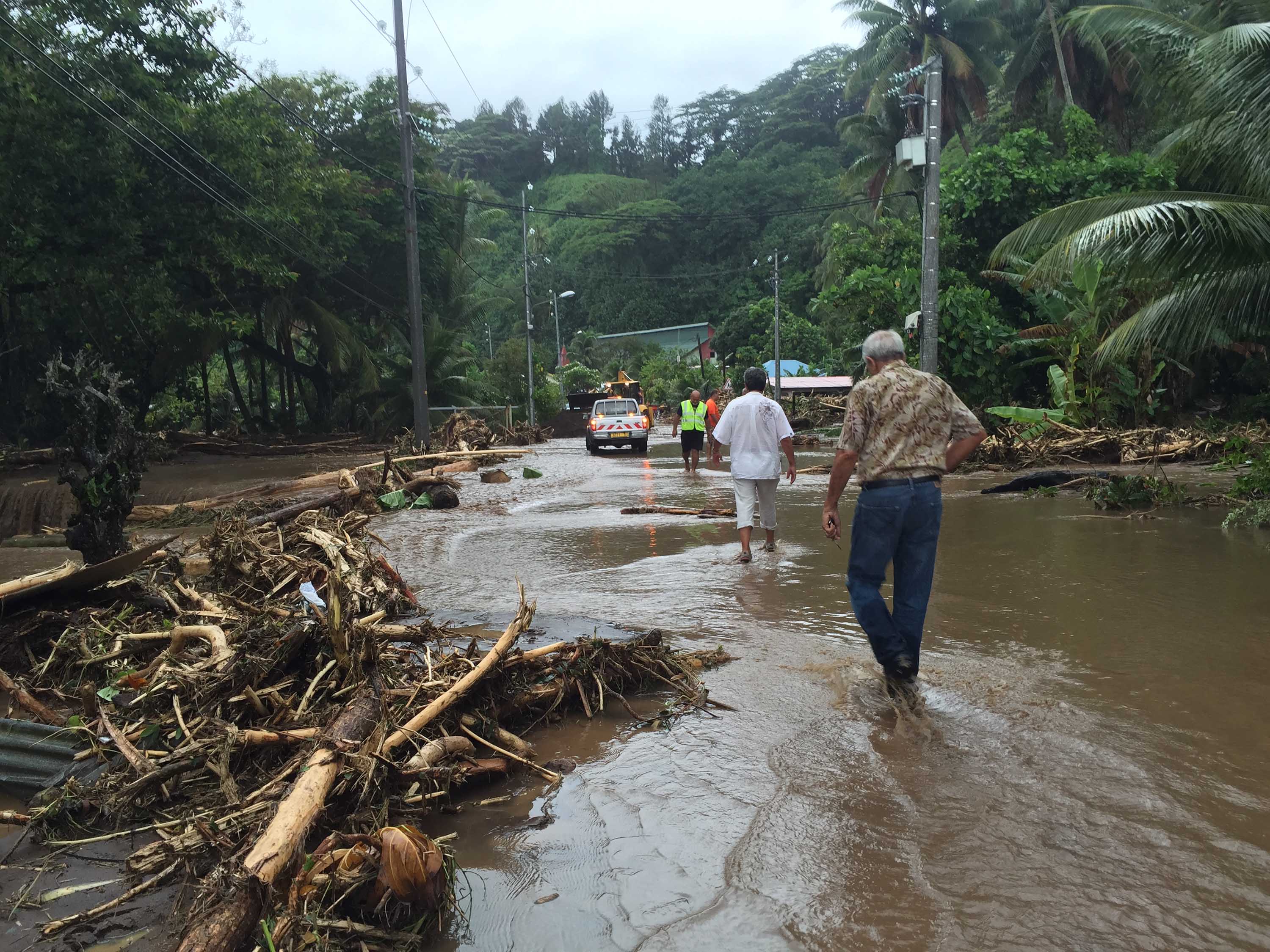 Fortes pluies : la ministre des Outre-mer apporte son "profond soutien" 