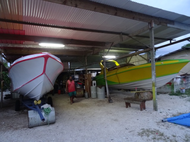 Durant 32 ans, Paul a fabriqué une vingtaine de bateaux allant de 17 pieds à 40 pieds
