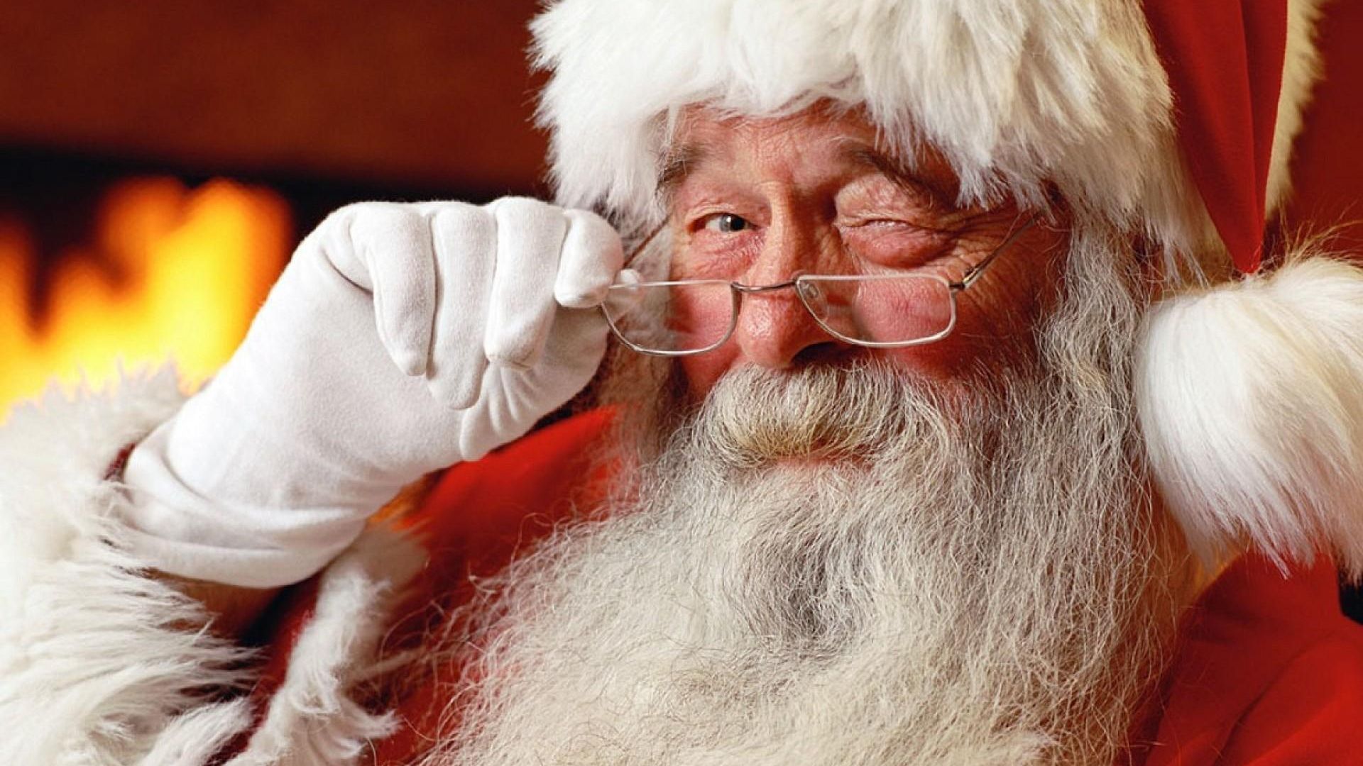 Cadeaux, sapin et père Noël, d’où viennent ces traditions ?