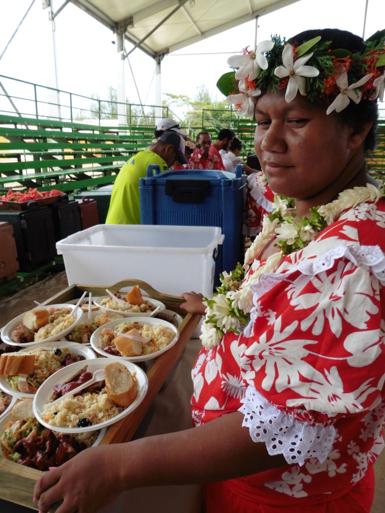 Un repas de Noël pour les matahiapo et les personnes handicapées à Huahine