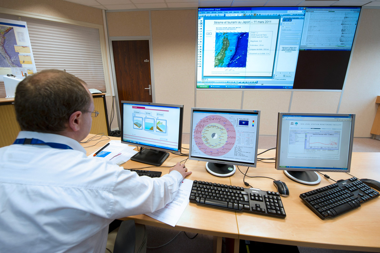 BERTRAND LANGLOIS / AFP