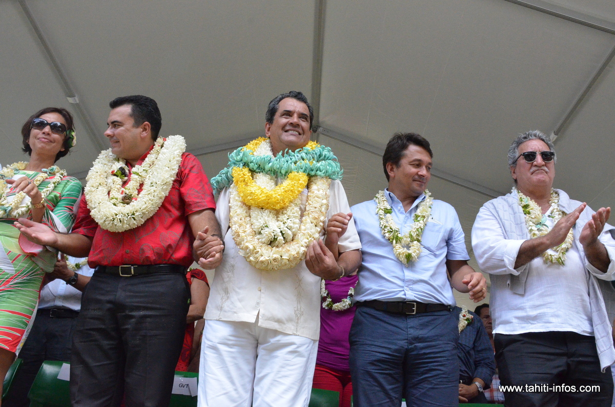Le 19 septembre 2015, lors du rassemblement Tous ensemble avec Edouard Fritch organisé à la mairie de Pirae.